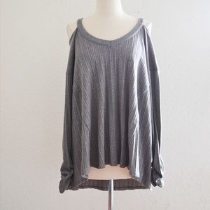 Gray Plisse Cold Shoulder Runched Sleeve Top